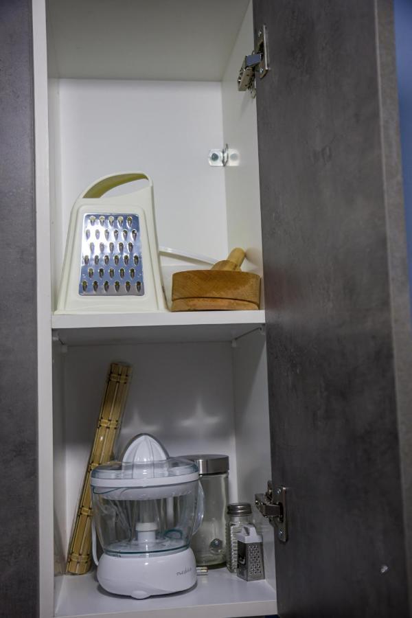 Ferienwohnung Couples Retreat, Fully Equipped Studio/ Loutraki Beach Exterior foto